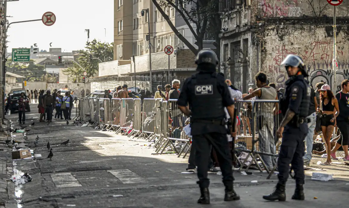 Guarda Civil Metropolitana (GCM) na cracolândia