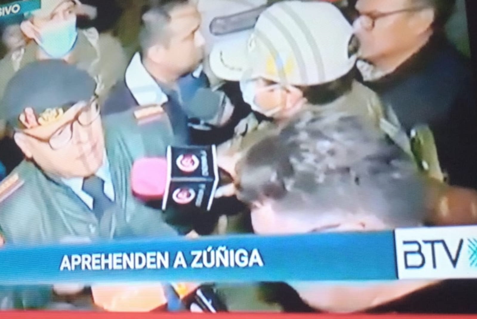 General Juan José Zúñiga sendo preso