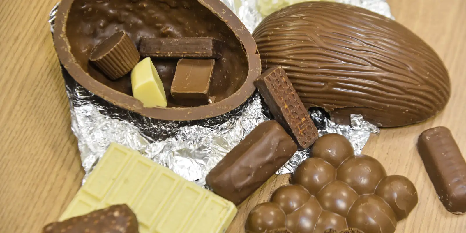Chocolate de diversos formatos e sabores