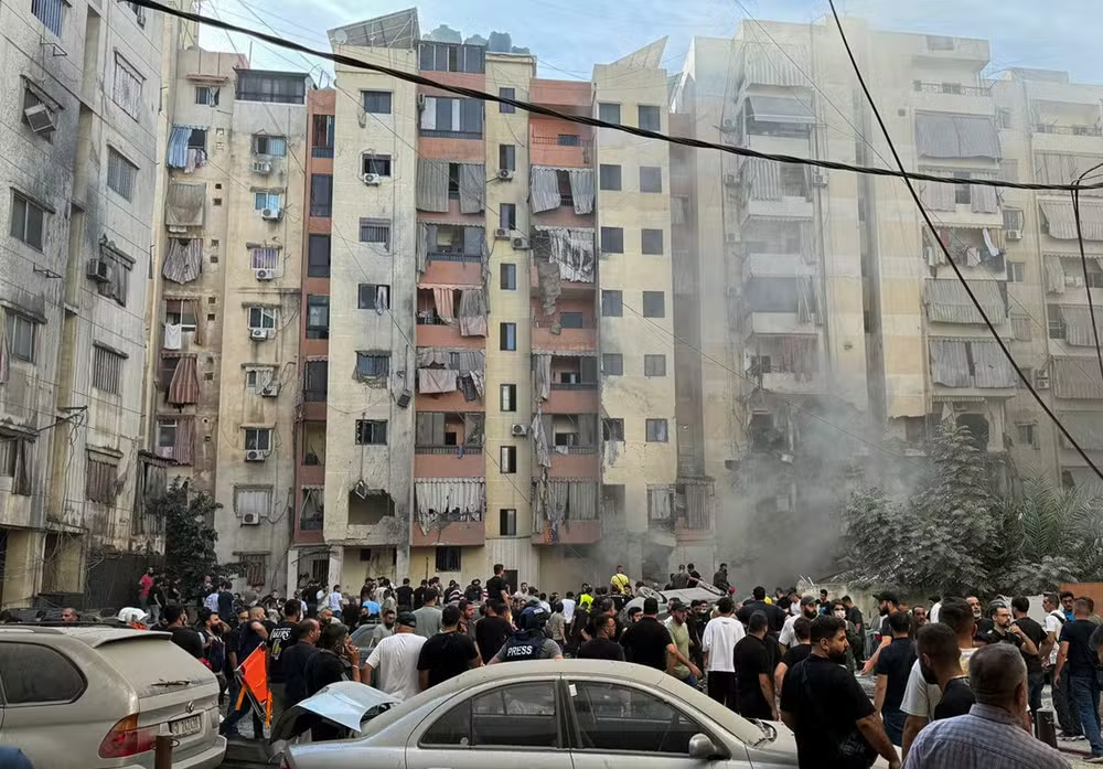 Ataque israelense atingiu área de subúrbio ao sul de Beirute, capital do Líbano