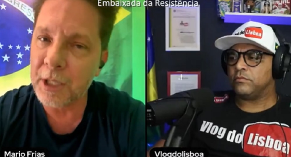 Tela de live dividida entre Mario Frias e Lisboa