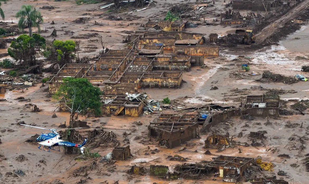 Região afetada por rompimento de barragem