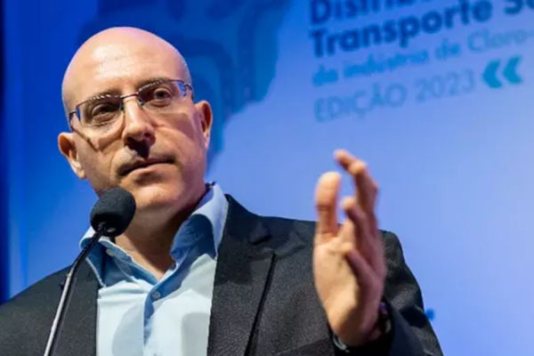 FMI prevê que tarifaço de Trump não afetará economia do Brasil em 2025