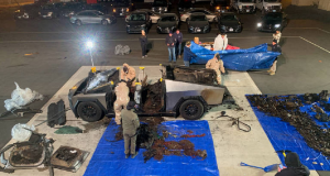Investigadores observam Cybertruck que explodiu em Las Vegas, nos EUA