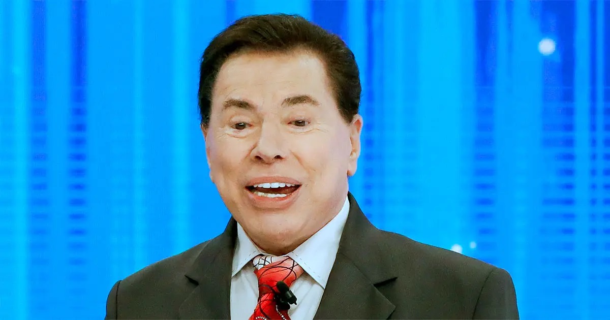 Silvio Santos com expressão de surpresa
