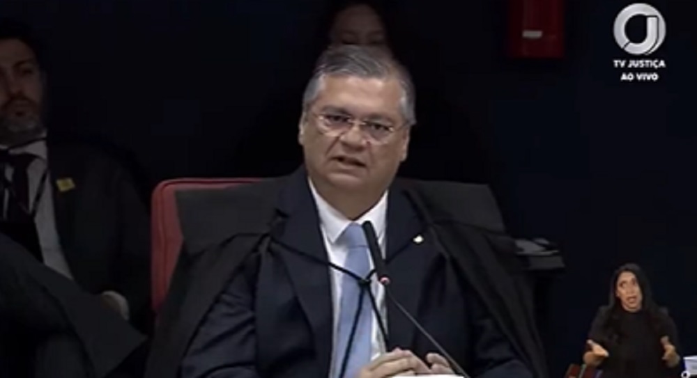 ministro Flávio Dino, do Supremo Tribunal Federal (STF), falando, sério