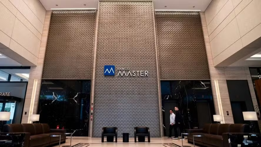 interior do Banco Master