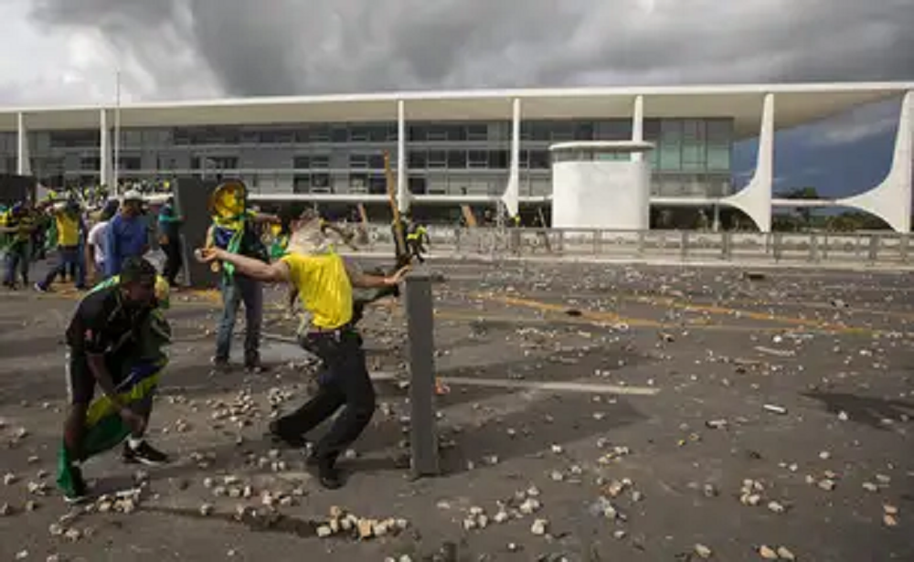 Ato golpista de 8 de janeiro de 2023 em Brasília