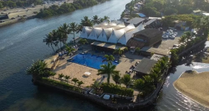 Rio Beach Club em foto aérea, feita em dia ensolarado