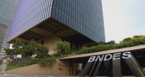 Fachada de prédio do BNDES