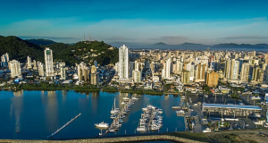 Cidade de Itajaí, em Santa Catarina