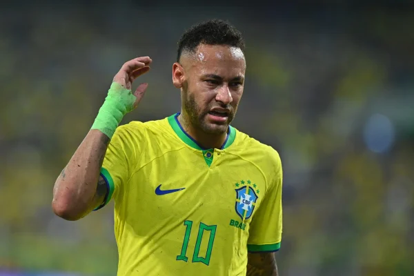 Menos de metade dos brasileiros quer Neymar na Copa 2026, diz Datafolha