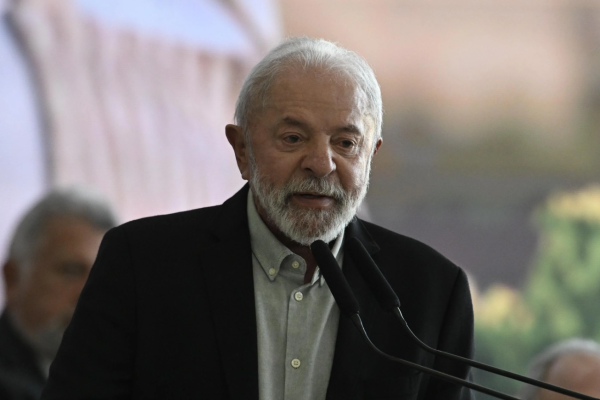 Após derrota no Congresso, Lula reage: “País justo começa pela tributação”