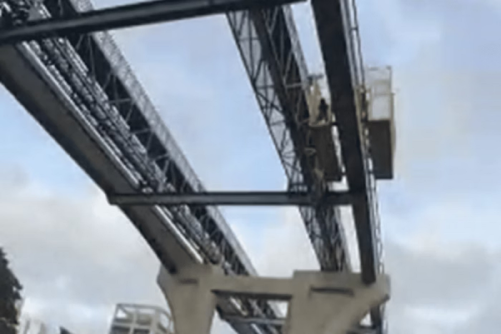 Obra do monotrilho em SP