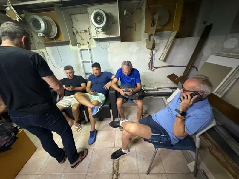 Prefeitos bolsonaristas em bunker em Israel pedem ajuda a Lula para sair do país