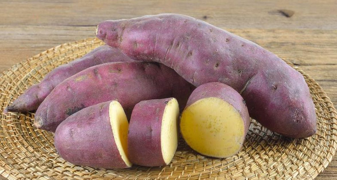 Batata doce cortada