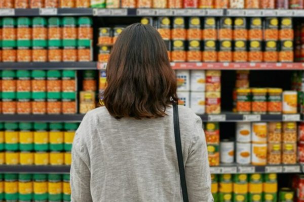 Mercado eleva projeção do PIB e reduz previsão de inflação para 2025