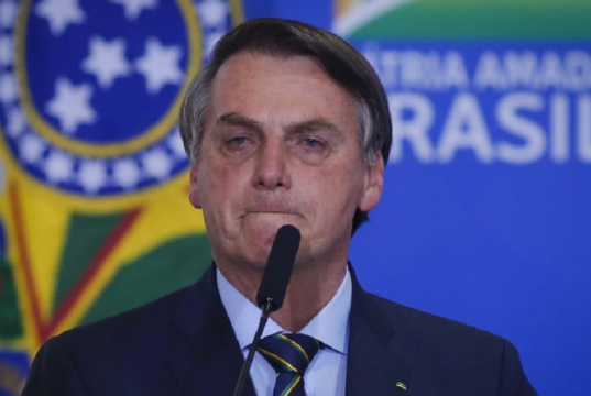 O ex-presidente Jair Bolsonaro (PL) chorando