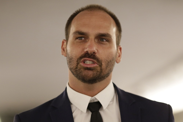 PL pagou R$ 600 mil a sócio de Eduardo tido como “chanceler do bolsonarismo”; entenda