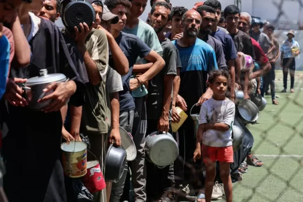 Ataque de Israel em centro de ajuda deixa 73 mortos em Gaza