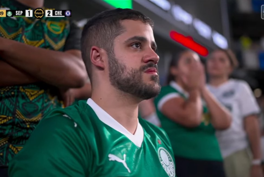 Torcedor do Palmeiras triste