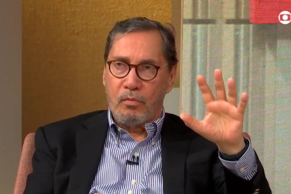 VÍDEO - Merval Pereira surpreende e defende Lula de ataques de Trump