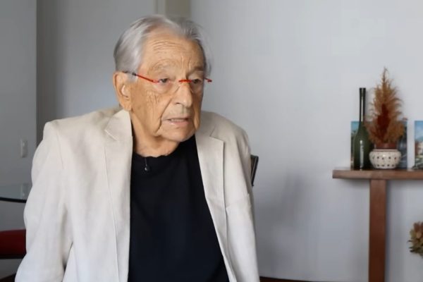 Gabeira defende anistia a golpistas e inventa bolsonarista “vítima” do STF