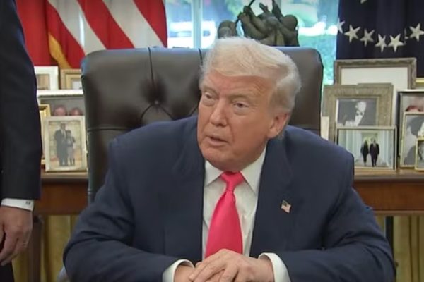 VÍDEO - Trump volta a defender Bolsonaro e atacar Brasil: "Péssimo parceiro comercial"