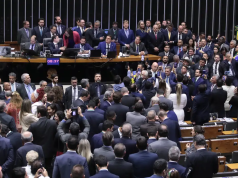 Plenário da Câmara dos Deputados nesta quarta-feira (17)
