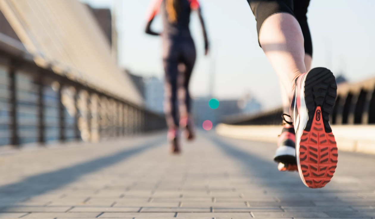 Pessoas correndo. Foto: Divulgação