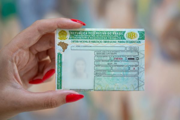 “CNH sem autoescola”: veja quem pode atuar como instrutor independente