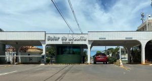 Entrada do condomínio Solar de Brasília