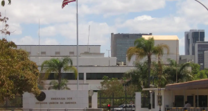 fachada da embaixada dos Estados Unidos no Brasil