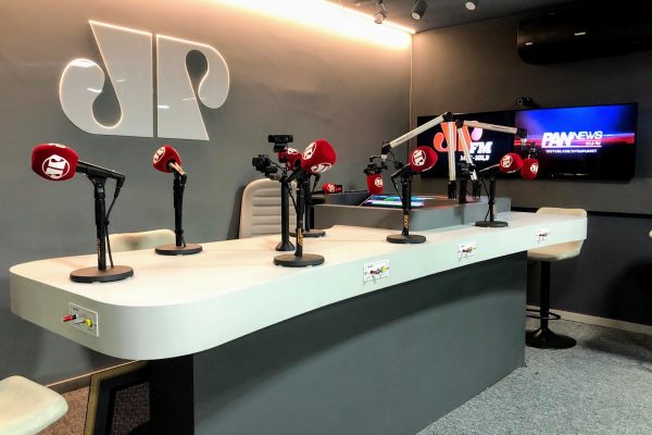MPF pede cassação da Jovem Pan e multa de R$ 13,4 milhões: "Indigna"
