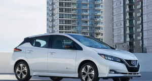 Nissan Leaf branco