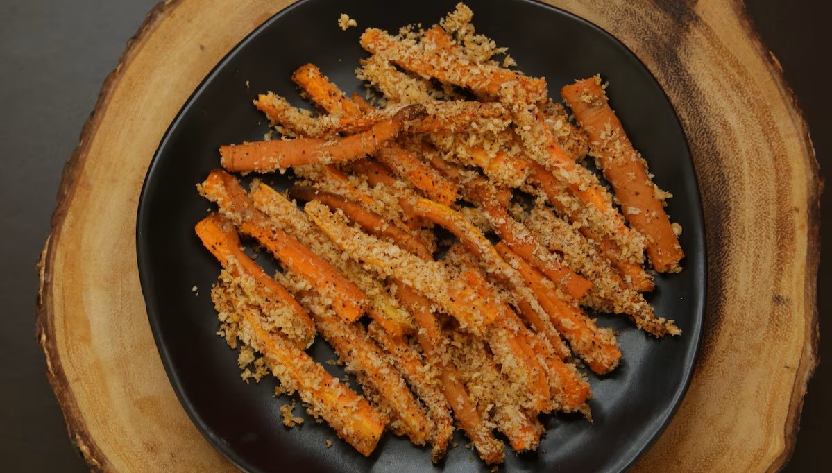 Palitinhos de cenoura feitos na airfryer. Foto: Divulgação