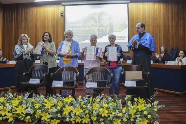 USP homenageia estudantes da Poli mortos pela ditadura militar