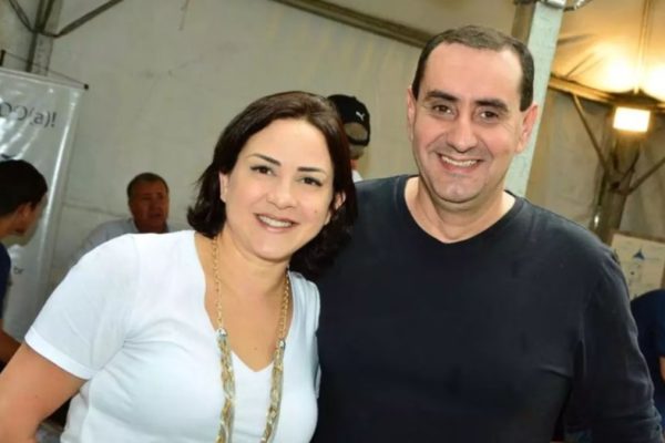 “Família tradicional”: prefeito que barrou Milly Lacombe ganha BO da amante e medida protetiva da esposa