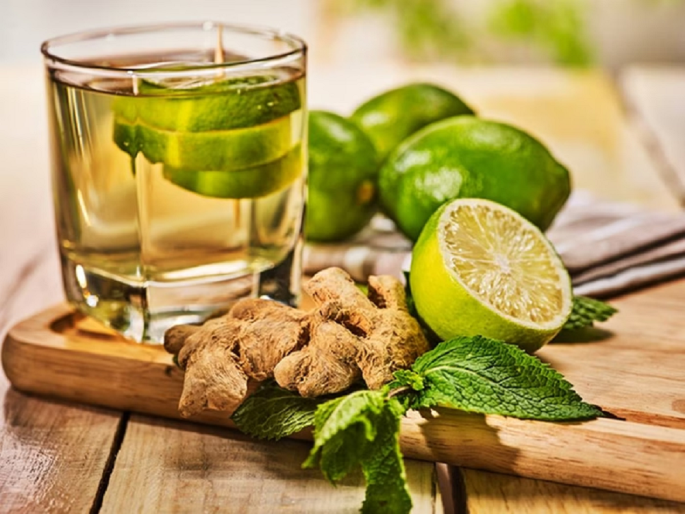 chá de gengibre com limão