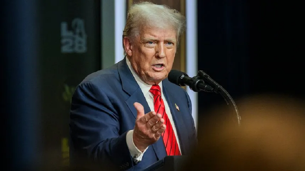 Donald Trump, Presidente dos Eua, Falando e gesticando