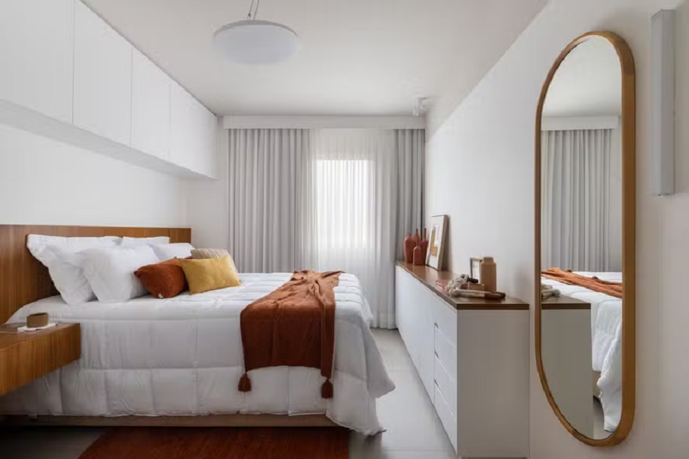 quarto com espelho