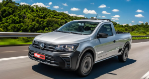 VW Saveiro Robust na estrada