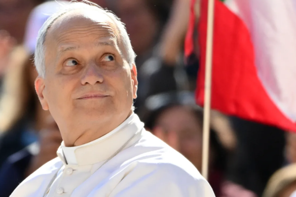 Leão XIV retoma legado de Francisco e se reunirá com MST no Vaticano
