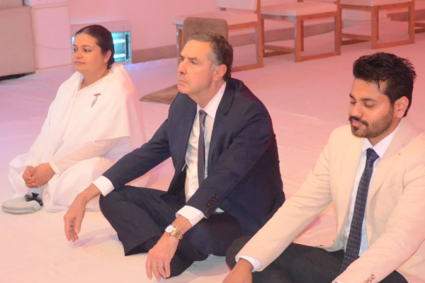 Conheça a Brahma Kumaris, movimento espiritual alvo de denúncias que receberá Barroso