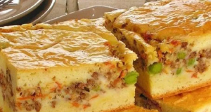 dois pedaços de torta salgada