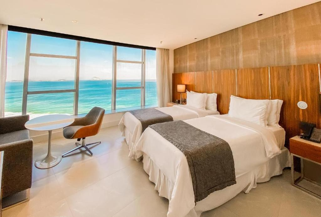 Quarto de hotel com vista para o mar