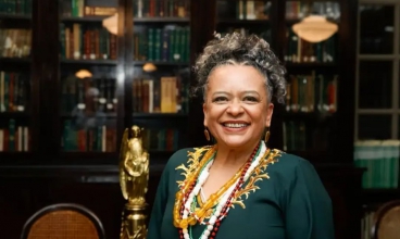 VÍDEO: "Venho falando 'pretuguês'", diz Ana Maria Gonçalves em sua posse na ABL