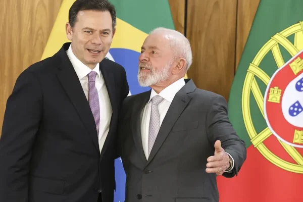 Portugal anuncia doação de R$ 6,2 milhões para fundo climático criado por Lula