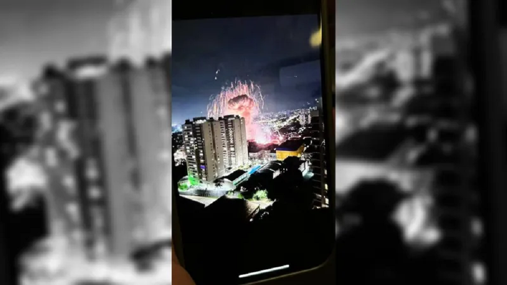 Explosão que ocorreu nesta quinta-feira (13) entre Belém e Tatuapé no centro de montagem com bordas em preto e branco