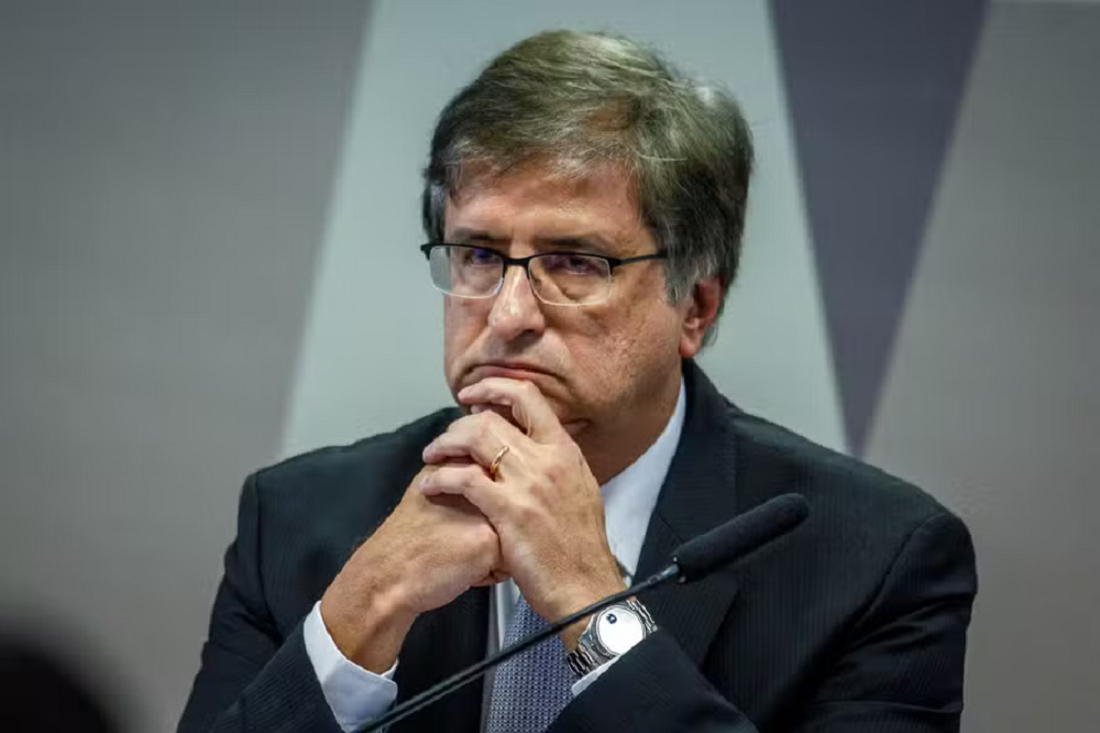 O procurador-geral da República, Paulo Gonet, sério, com expressão de insatisfação